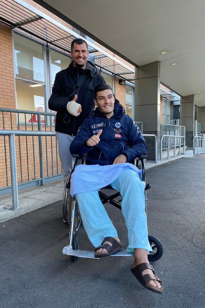 Jorge Navarro, FlexBox HP 40, con Simone Corse en el Hospital de Melbourne