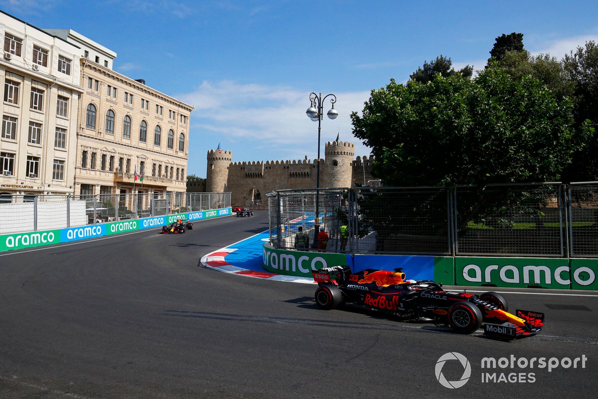 Max Verstappen, Red Bull Racing RB16B, Sergio Perez, Red Bull Racing RB16B