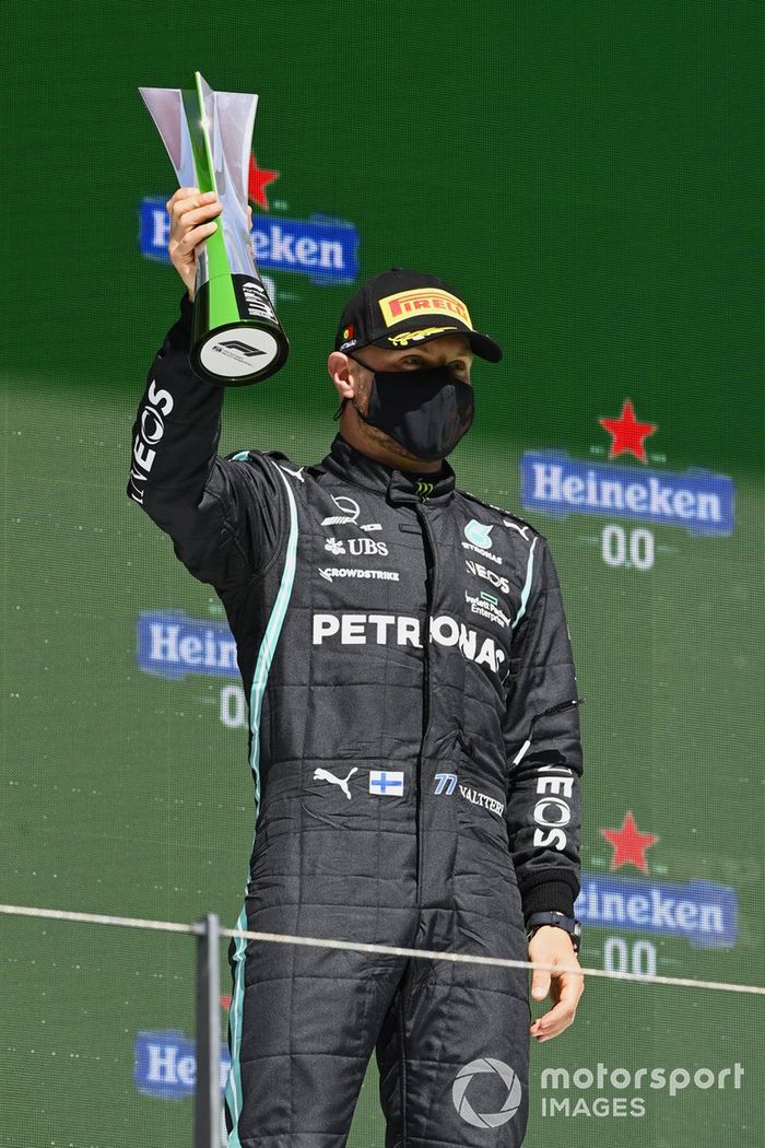 Podio: tercer lugar Valtteri Bottas, Mercedes