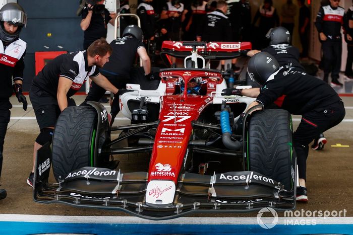 Valtteri Bottas, Alfa Romeo C42, vuelve al garaje