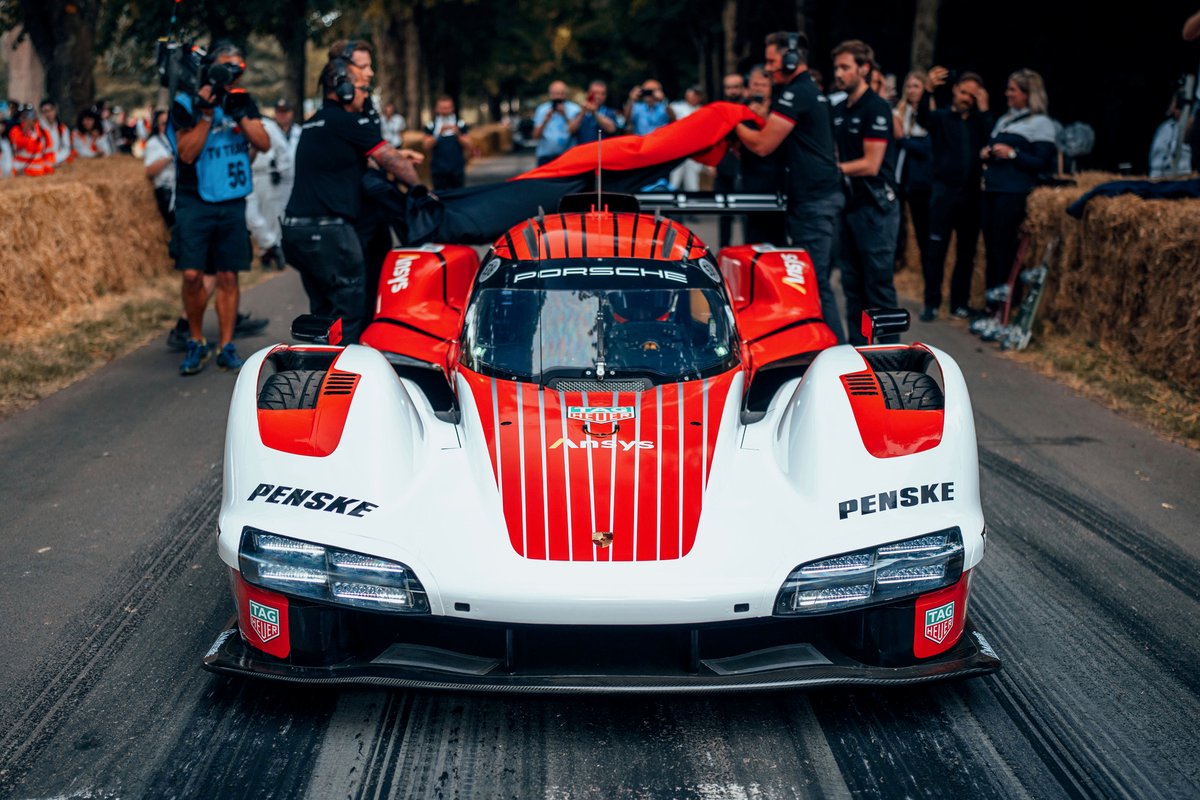Porsche 963