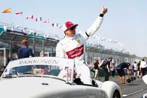 Kimi Raikkonen, Alfa Romeo Racing, in the drivers parade