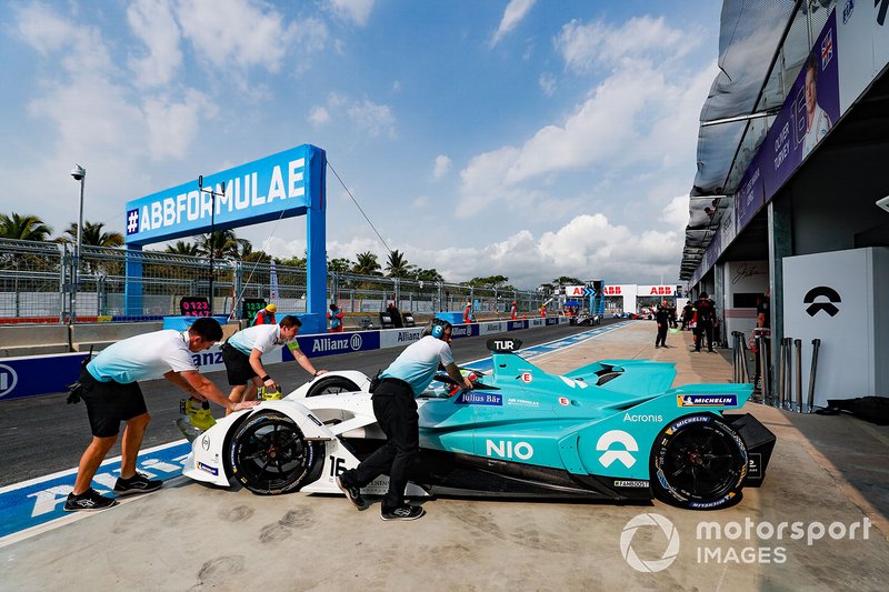 Oliver Turvey, NIO Formula E Team, NIO Sport 004, is pushed into the garage.