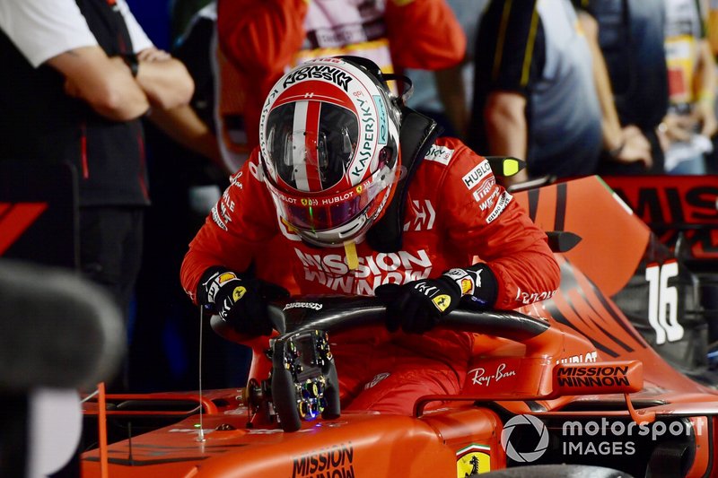 Les messages de Leclerc et Vettel dans le tour de décélération