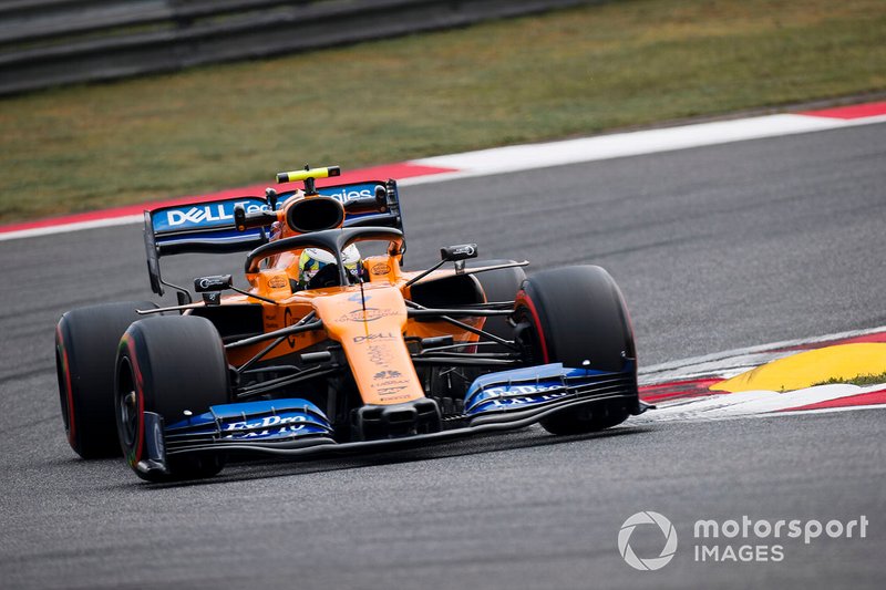 15. Ландо Норрис, McLaren MCL34, 1:33.967