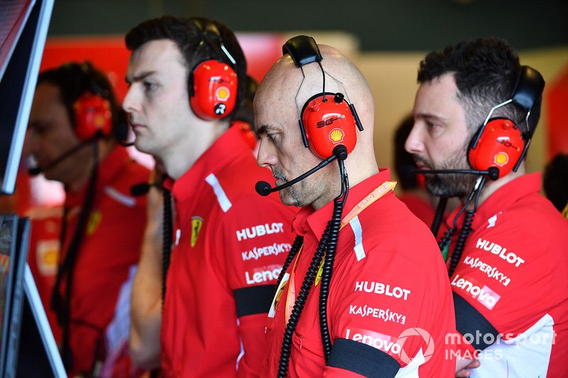 Ferrari takım çalışanları