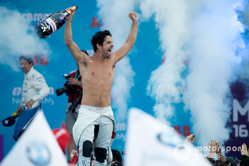 Race winner Lucas Di Grassi, Audi Sport ABT Schaeffler celebrates on the podium