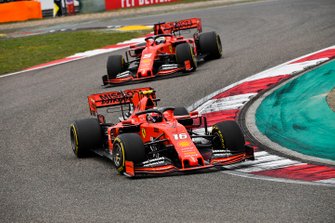 Charles Leclerc, Ferrari SF90, en Sebastian Vettel, Ferrari SF90