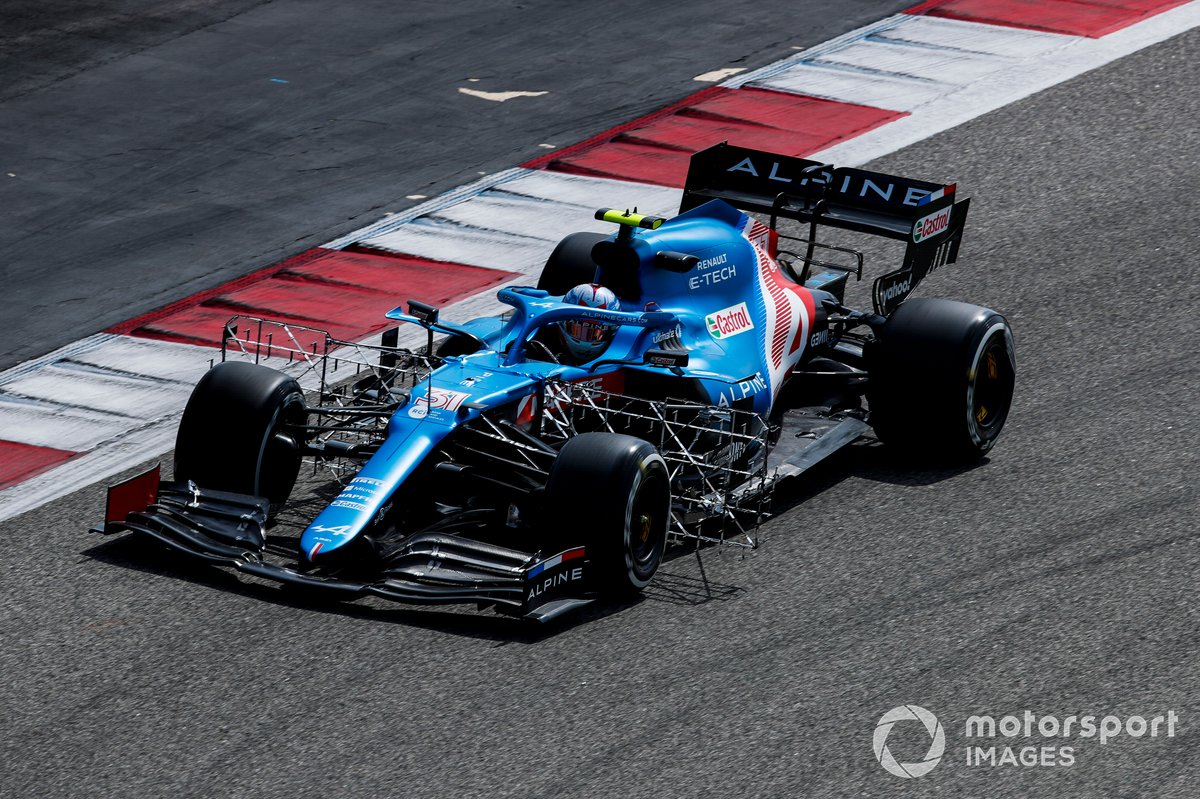 Desde delante: Alpine A521