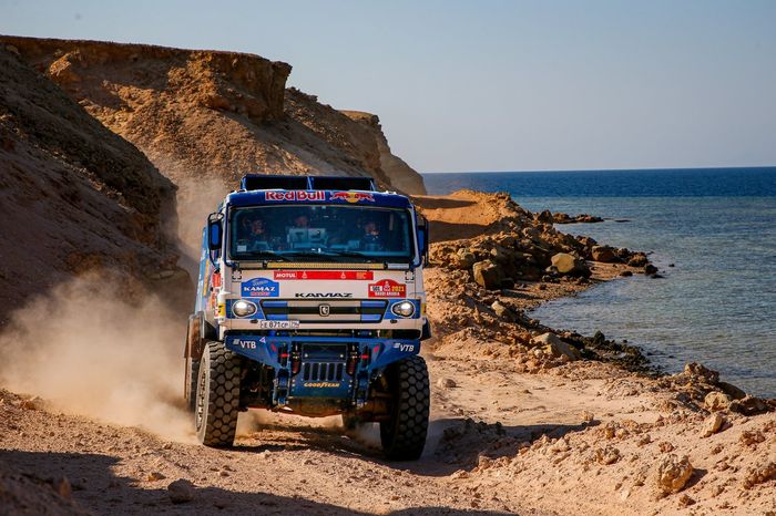 #501 Kamaz - Master: Anton Shibalov, Dmitrii Nikitin, Ivan Tatarinov