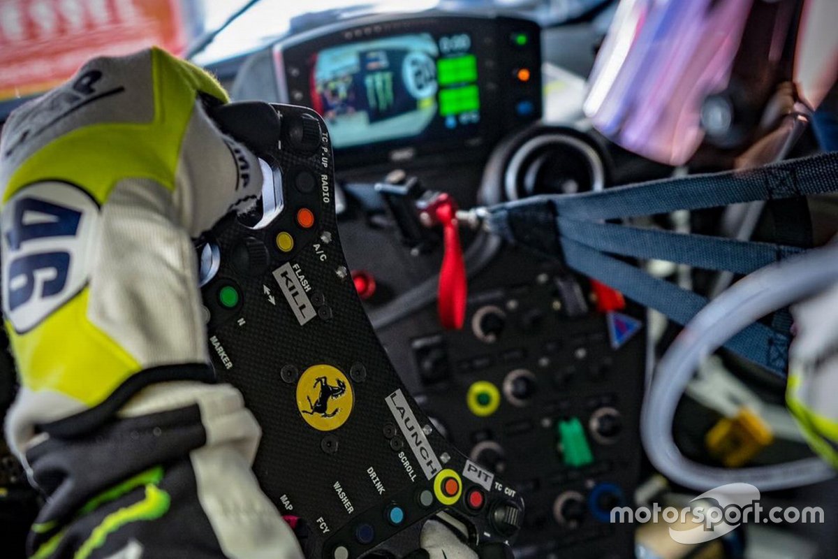 #46 Kessel Racing Monster VR46, Ferrari 488 GT3: Valentino Rossi