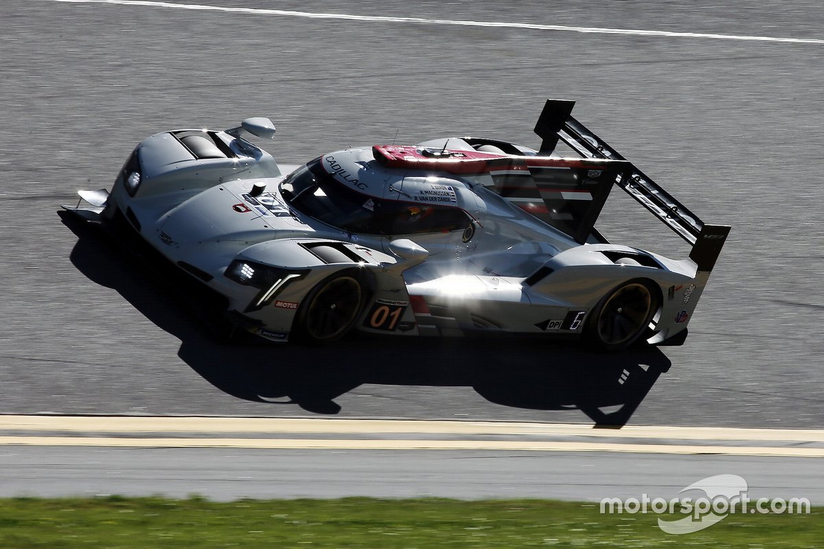 #01 Chip Ganassi Racing Cadillac DPi: Renger van der Zande, Scott Dixon, Kevin Magnussen