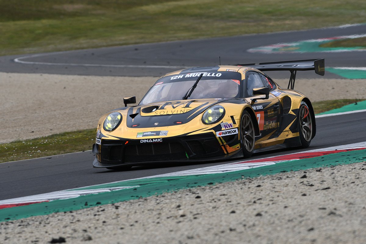 #7 Dinamic Motorsport: Roberto Pampanini, Mauro Calamia, Ivan Jacoma, Porsche 911 GT3 R