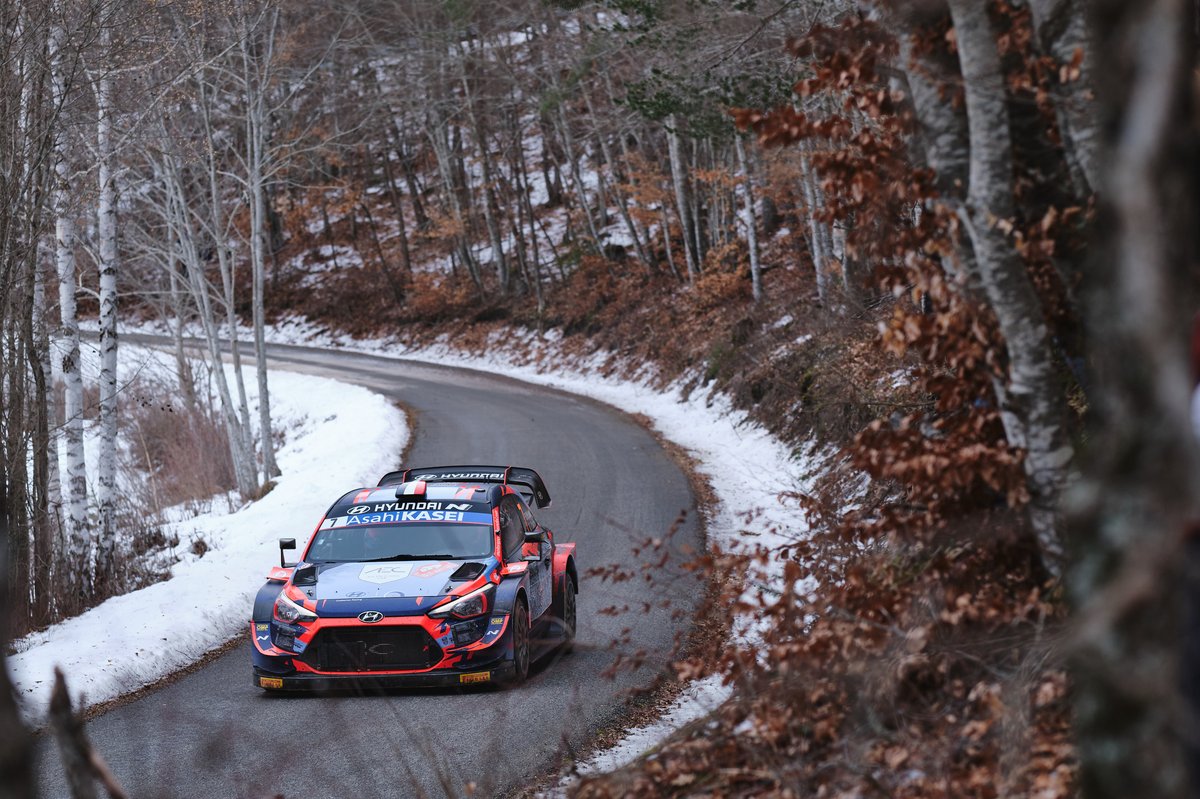 Pierre-Louis Loubet, Vincent Landais, Hyundai 2c Competition Hyundai i20 Coupe WRC