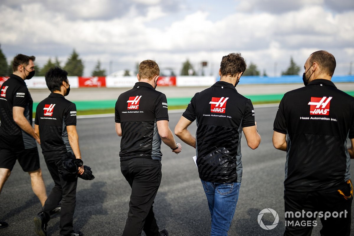 Romain Grosjean, Haas F1 walks the track