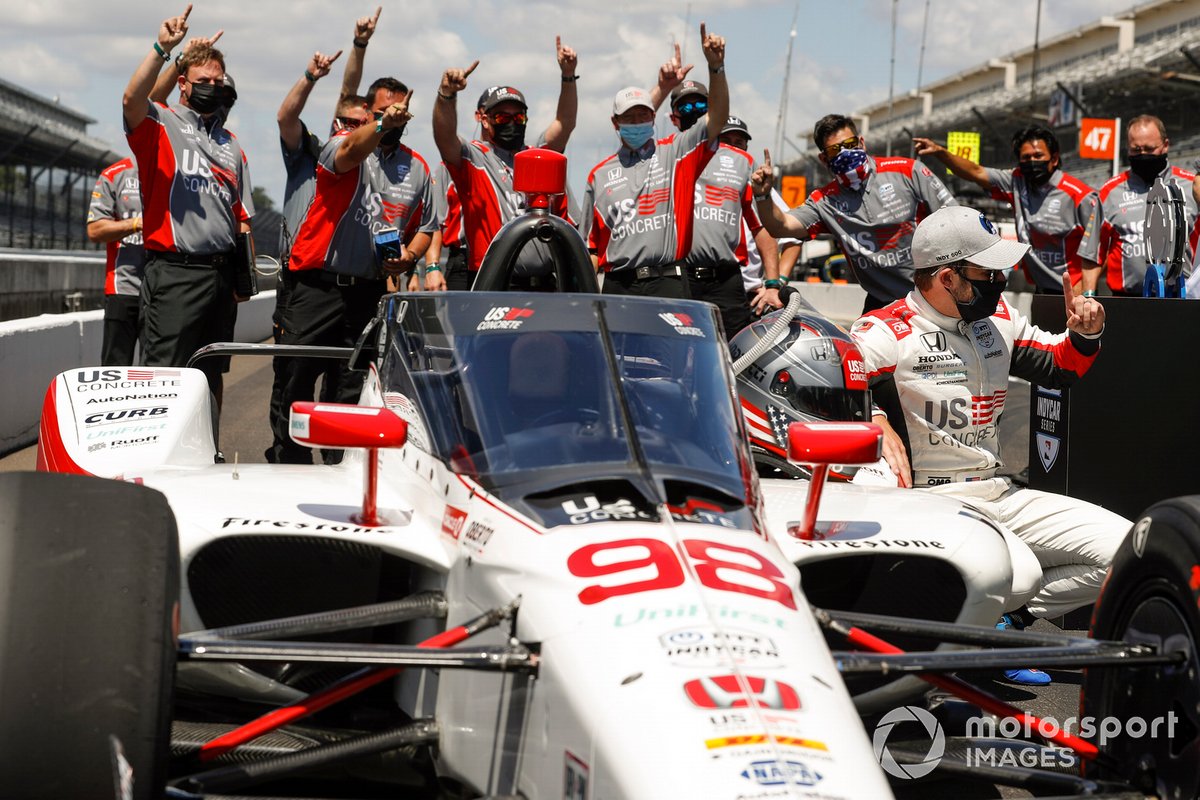 Marco Andretti, Andretti Herta with Marco & Curb-Agajanian Honda, celebra la pole position