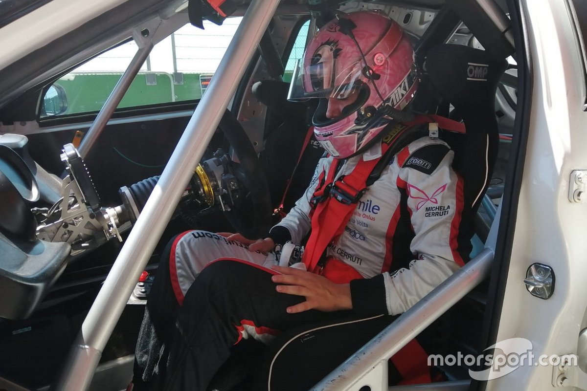 Michela Cerruti, Romeo Ferraris, Alfa Romeo Giulietta Veloce TCR