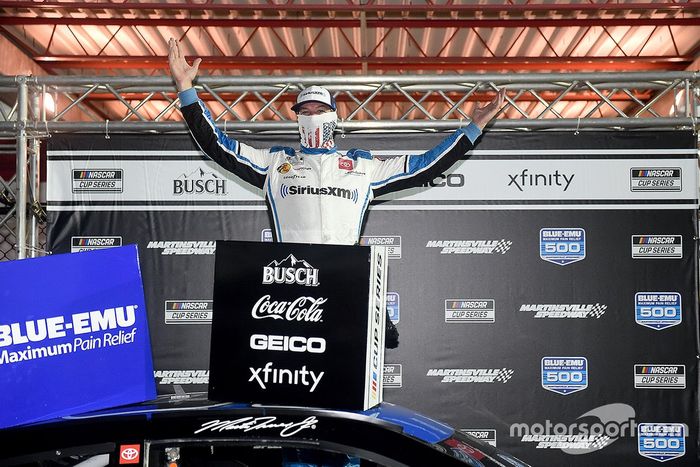 Ganador Martin Truex Jr., Joe Gibbs Racing Toyota