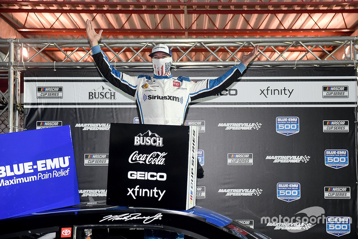 Ganador Martin Truex Jr., Joe Gibbs Racing Toyota