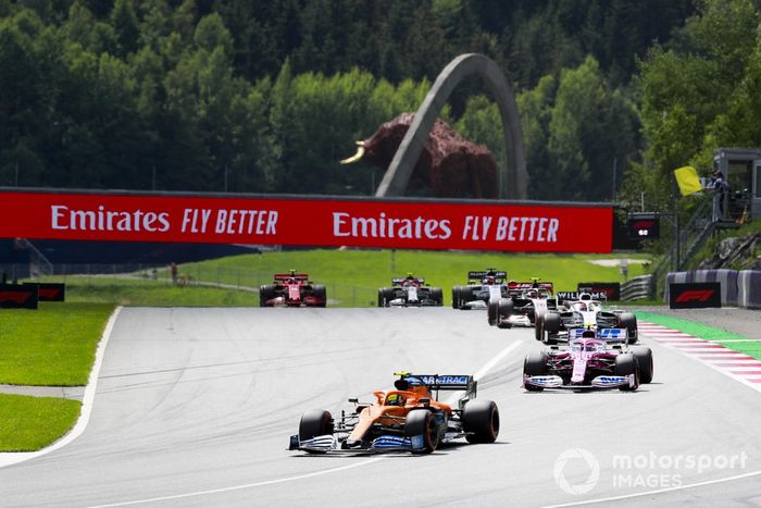 Lando Norris, McLaren MCL35, leads Lance Stroll, Racing Point RP20, George Russell, Williams FW43, Kevin Magnussen, Haas VF-20, and Daniil Kvyat, AlphaTauri AT01