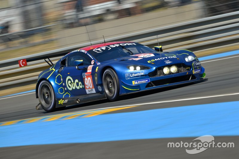 #90 TF Sport Aston Martin Vantage: Salih Yoluc, Euan Alers-Hankey, Charles Eastwood