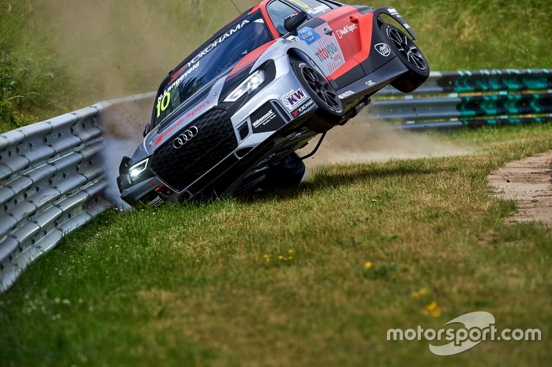 Crash, Niels Langeveld, Comtoyou Team Audi Sport Audi RS 3 LMS