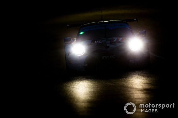 #77 Dempsey-Proton Racing, Porsche 911 RSR: Matt Campbell, Christian Ried, Julien Andlauer