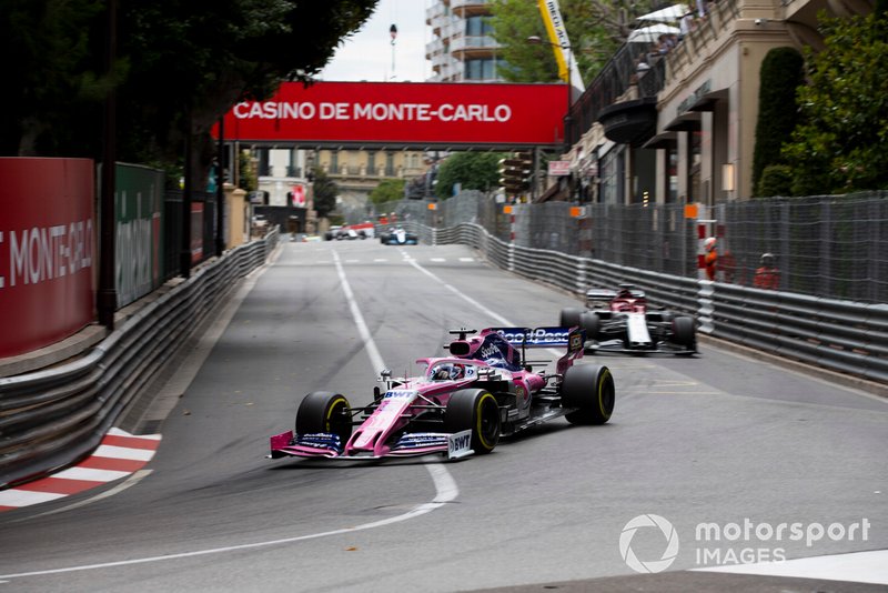 Sergio Perez, Racing Point RP19, leads Kimi Raikkonen, Alfa Romeo Racing C38