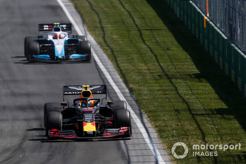 Pierre Gasly, Red Bull Racing RB15, Robert Kubica, Williams FW42