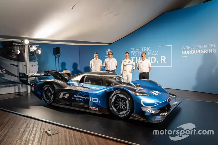 Prototipo de I.D.R. para grabar en Nordschleife con Romain Dumas