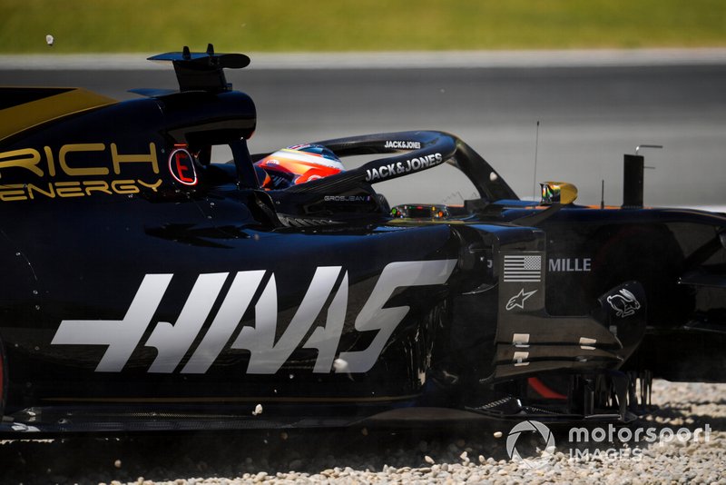 Romain Grosjean, Haas F1 Team VF-19 melebar