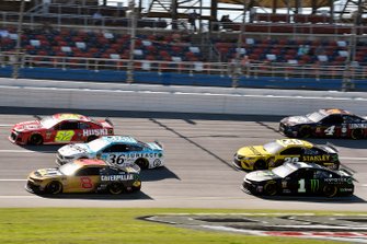 Daniel Hemric, Richard Childress Racing, Chevrolet Camaro Caterpillar and Kurt Busch, Chip Ganassi Racing, Chevrolet Camaro Monster Energy