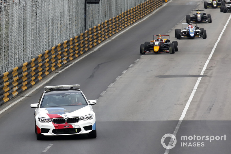 Safety car