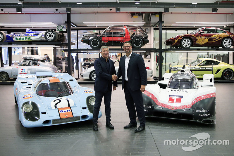 Fritz Enzinger, Vice President Porsche LMP1 Team, Achim Stejskal, Director Porsche Museum with the Porsche 917 K and Porsche 919 Hybrid Evo