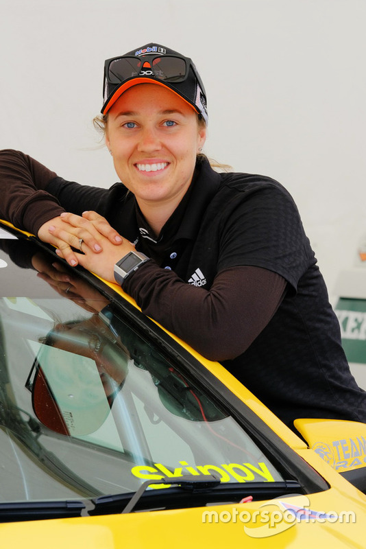 Alexandra Whitley - LDV Holden