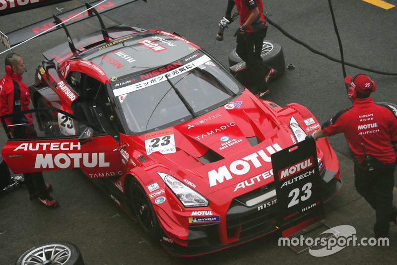 #23 MOTUL AUTECH GT-R
