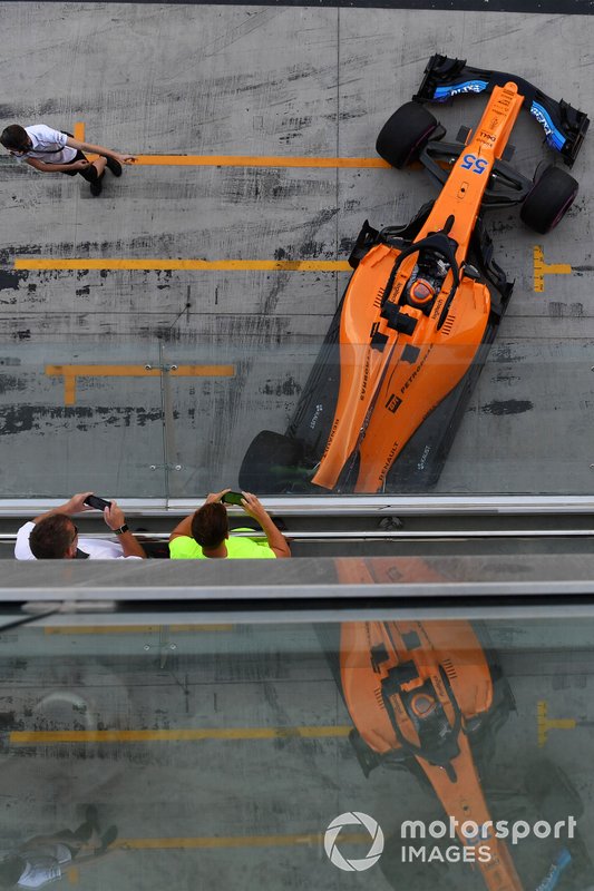 Carlos Sainz Jr., McLaren MCL33