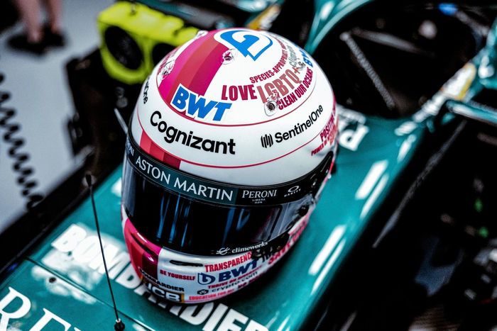 Casco de Sebastian Vettel, Aston Martin