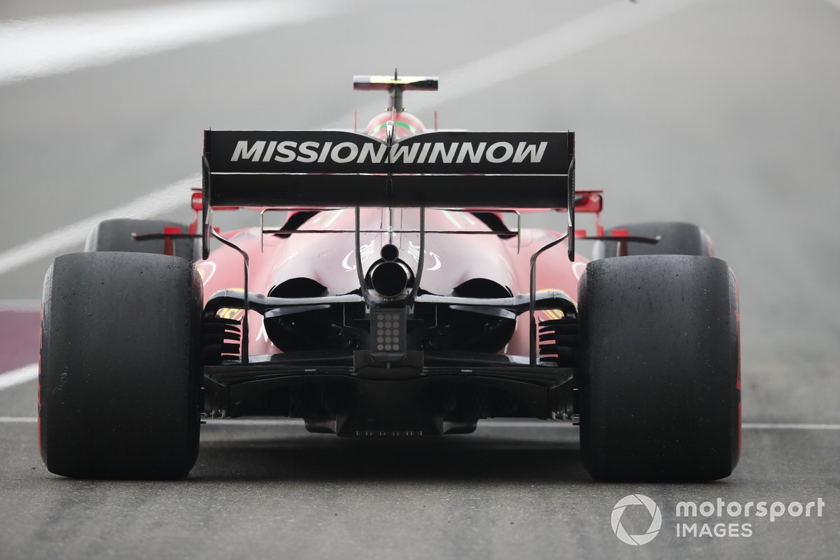Carlos Sainz Jr, Ferrari SF21