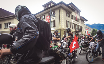 Motorsport.com Schweiz beim Red Bull Alpenbrevet 2018