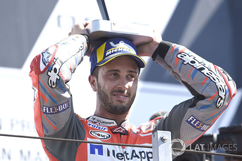 Podio: Ganador, Andrea Dovizioso, Ducati Team