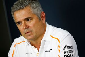 Gil de Ferran, Sporting Director, McLaren, in de persconferentie