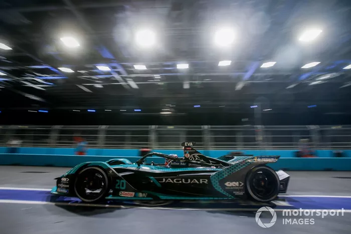 Mitch Evans, Jaguar Racing, Jaguar I-TYPE 5