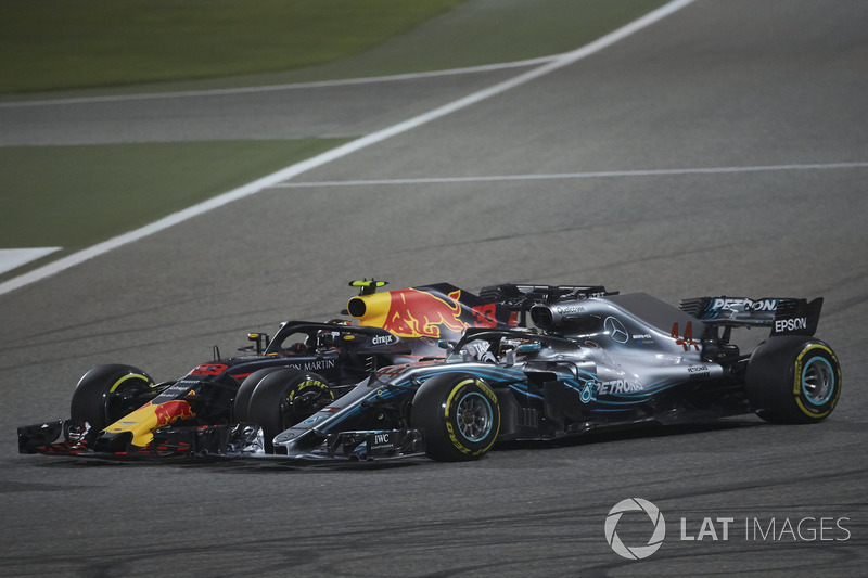 Lewis Hamilton, Mercedes AMG F1 W09, Max Verstappen, Red Bull Racing RB14 Tag Heuer