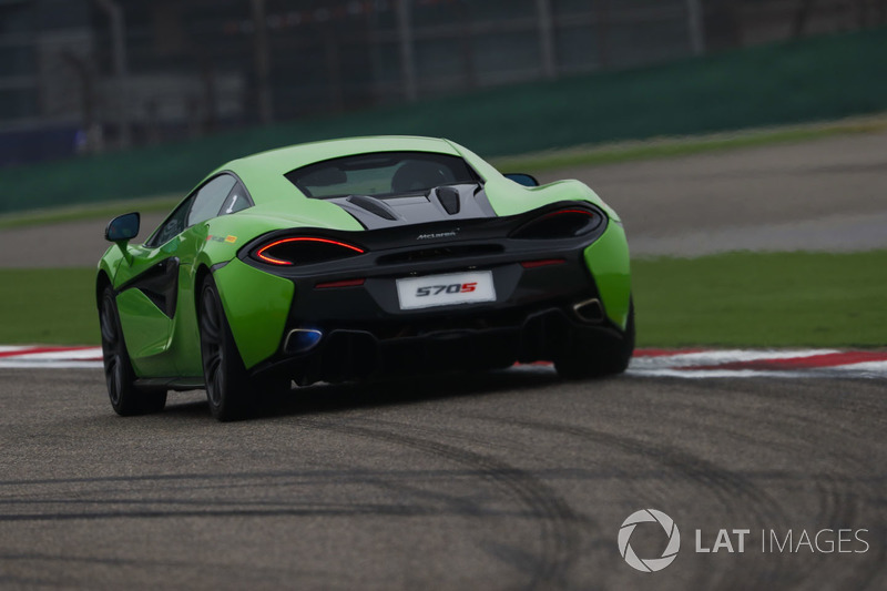 A McLaren 570S is driven in Pirelli Hot Laps