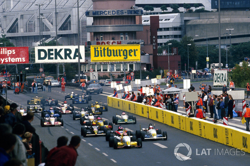 Jos Verstappen, Opel Team WTS Dallara 393-Opel leads the field at the start of the race