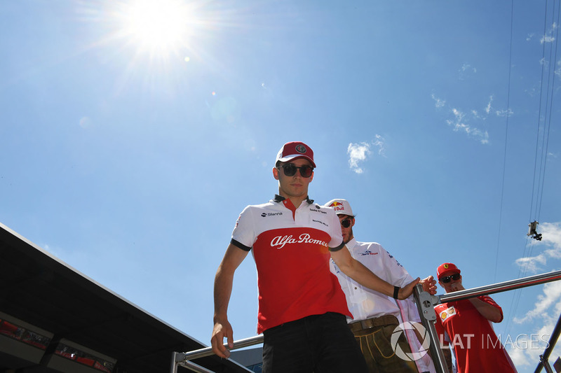 Charles Leclerc, Sauber lors de la parade des pilotes