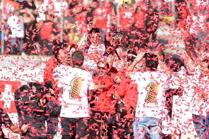 Campeón del mundo Marc Márquez, Repsol Honda Team celebra