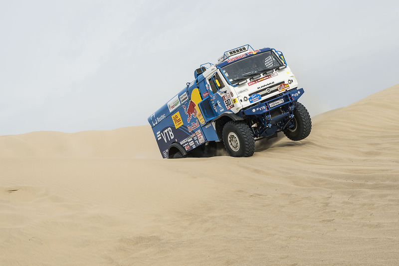 #507 Team Kamaz Master: Ayrat Mardeev, Aydar Belyaev, Dmitry Svistunov