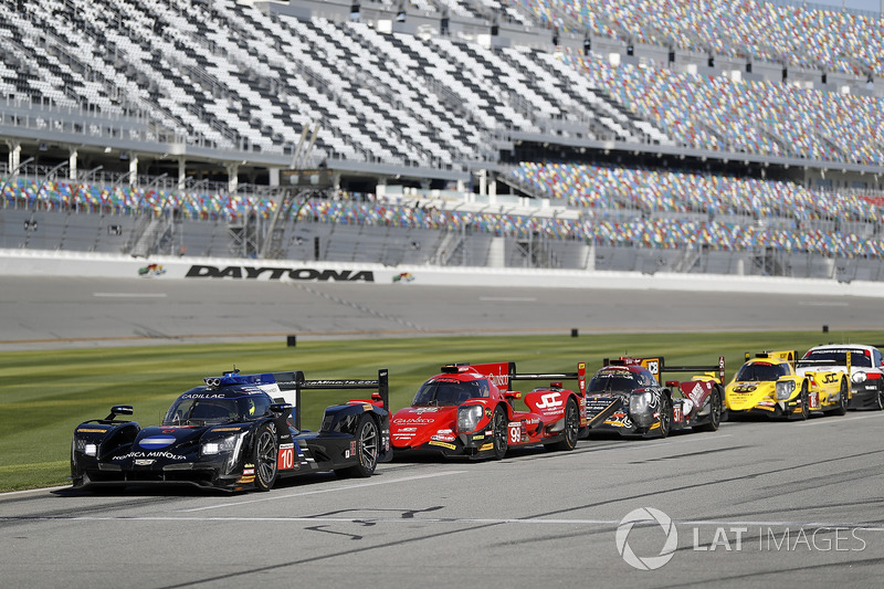 #10 Wayne Taylor Racing Cadillac DPi, P: Renger van der Zande, Jordan Taylor, Ryan Hunter-Reay, #99 JDC/Miller Motorsports ORECA 07, P: Stephen Simpson, Mikhail Goikhberg, Chris Miller, Gustavo Menezes, #31 Action Express Racing Cadillac DPi, P, P: Eric Cu